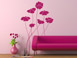 Wandtattoo Mohnblumen in pink hinter dem Sofa