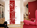 Wandbanner Lilien in rot im Wohnzimmer